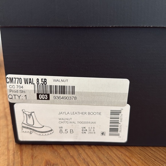 COACH Chelsea Boot - Picture 7 of 13